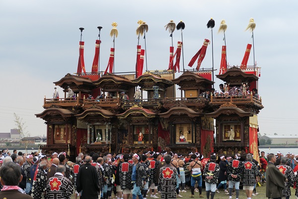 亀崎潮干祭の山車行事の写真